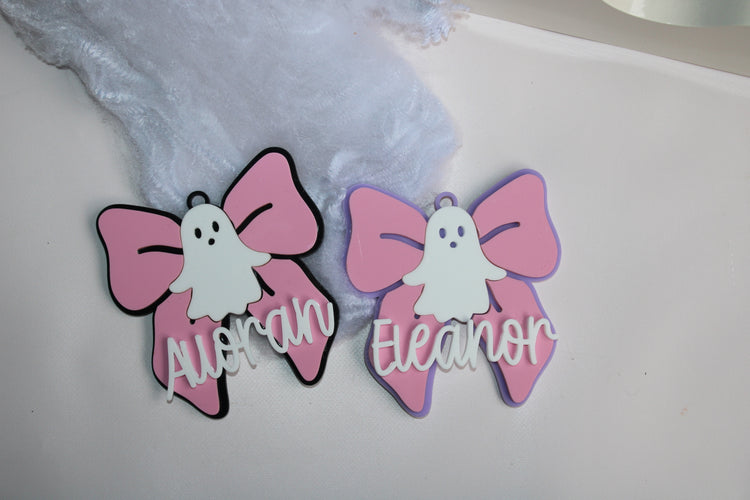 Bow ghost Halloween bucket tag